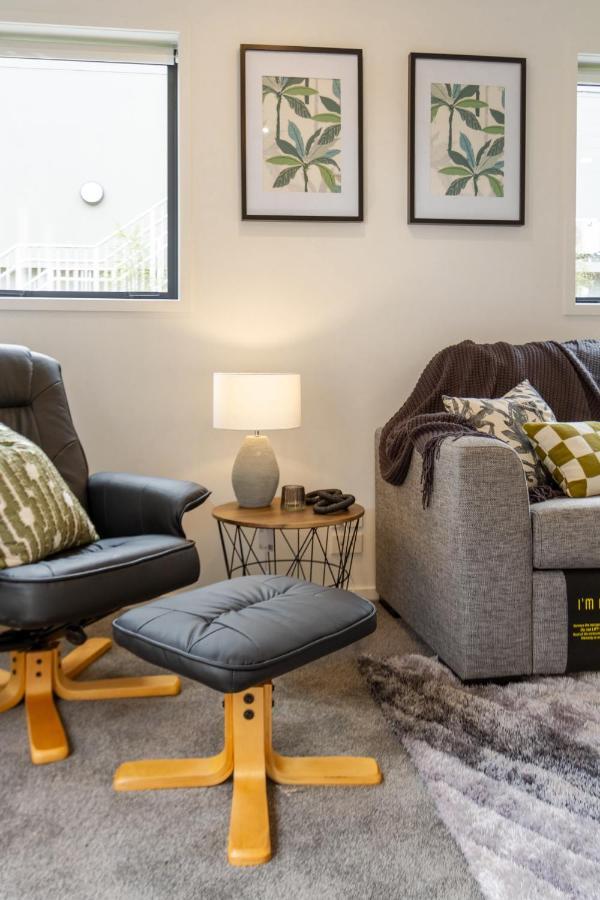 Peaceful Park View Townhouse 2 Bed W/Carpark Apartment Christchurch Exterior photo